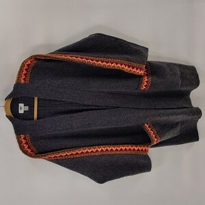 Old Navy Cardigan Coat Size XL Gray Colored Detail On Arms Front Pockets